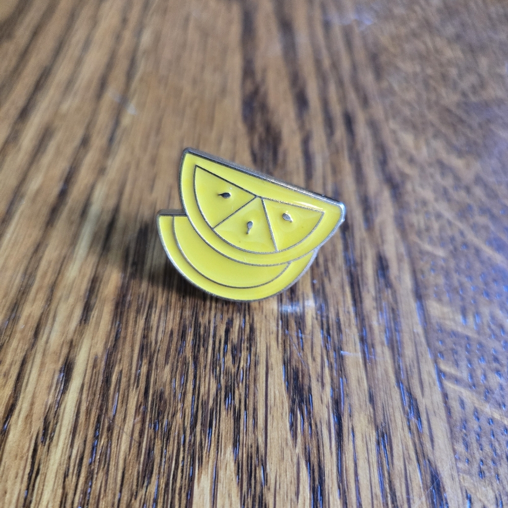 Yellow Lemon Slice Pin - Picture 3 of 3
